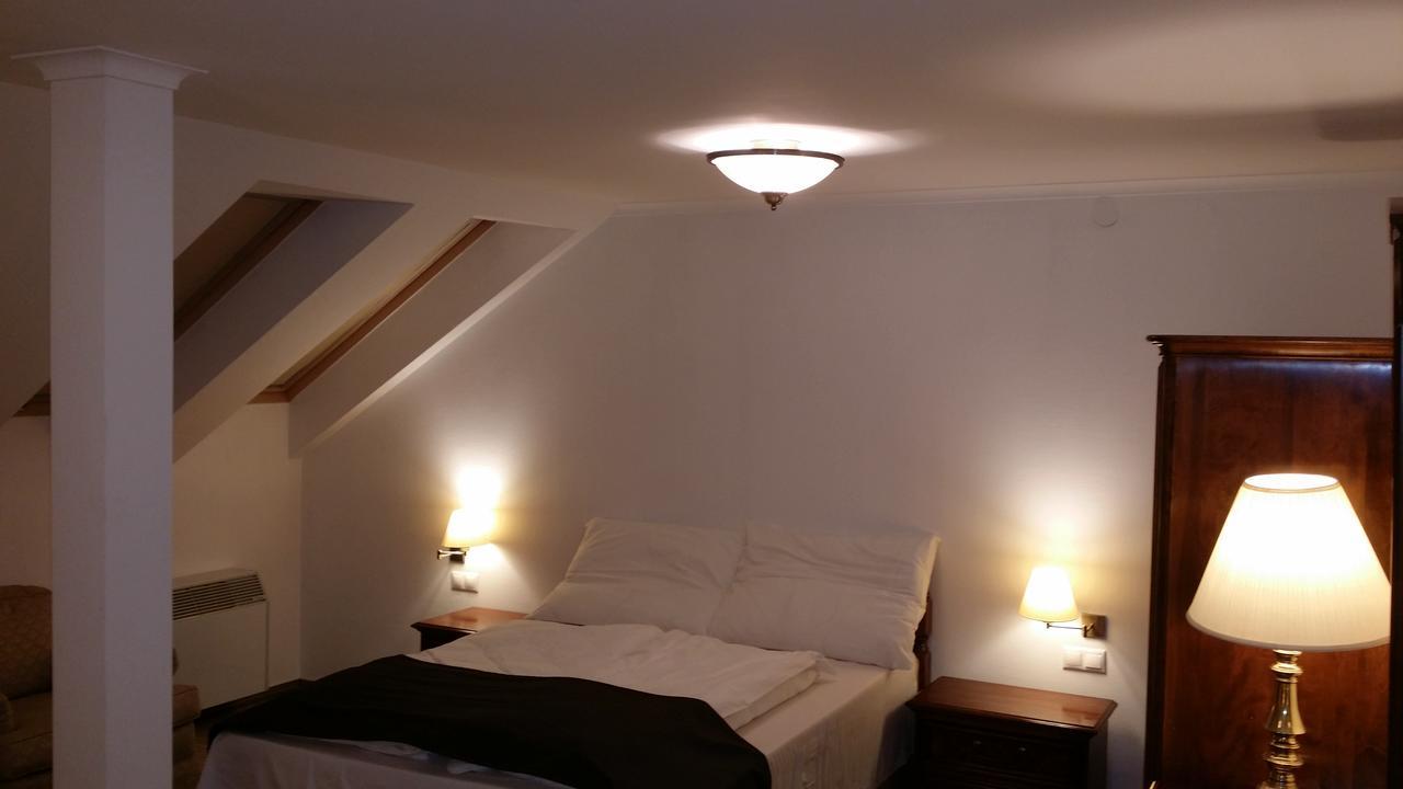 Opera Loft Rooms And Apartments Budapest Exteriör bild
