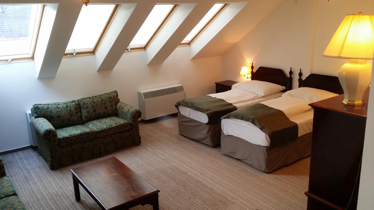 Opera Loft Rooms And Apartments Budapest Exteriör bild